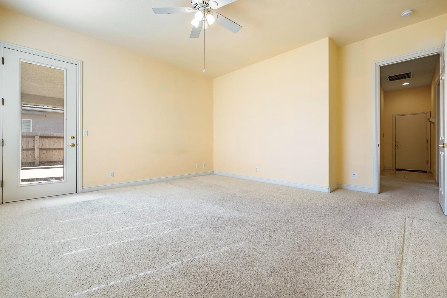 9680 N Willey Ct, Fresno, CA 93720