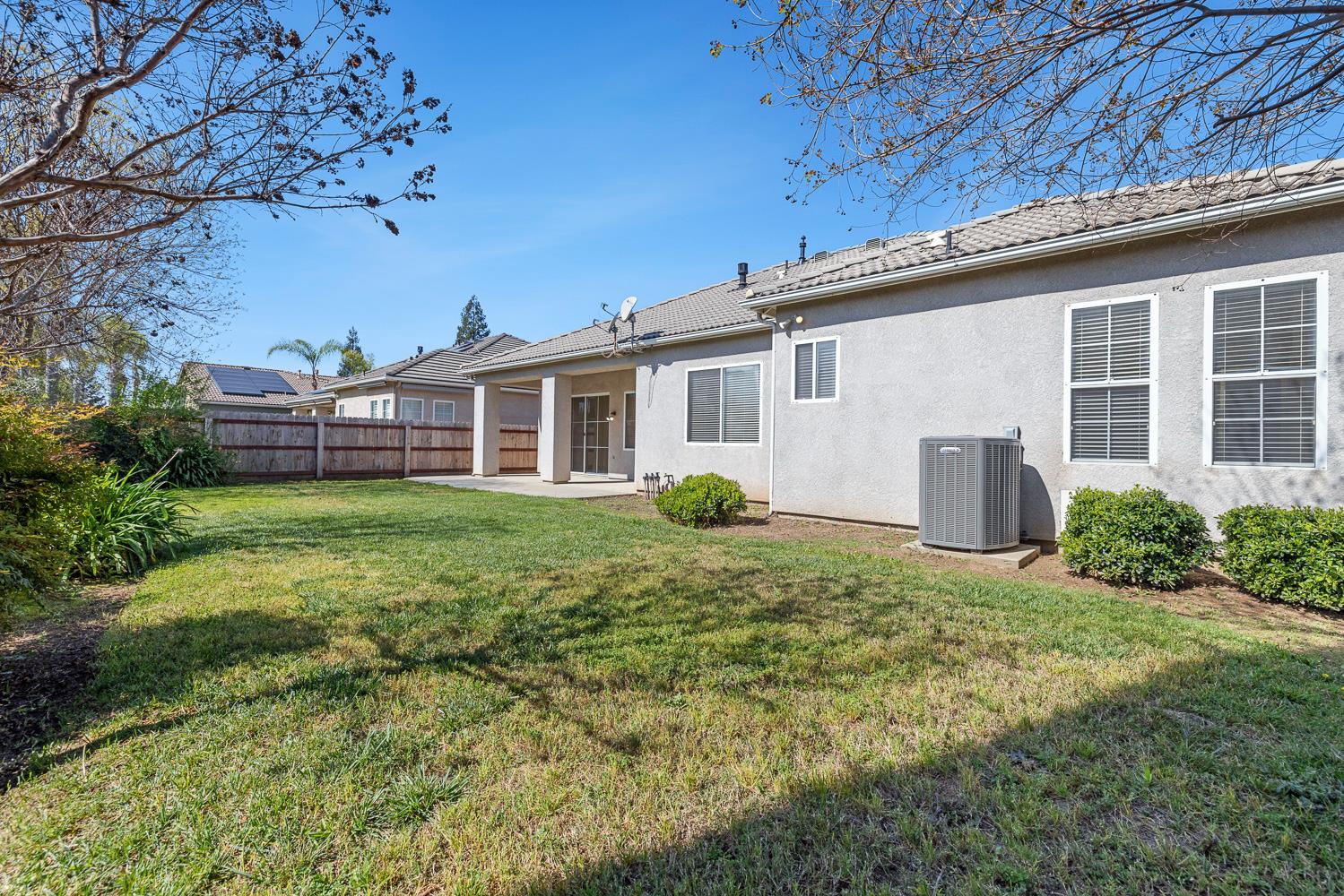 9680 N Willey Ct, Fresno, CA 93720