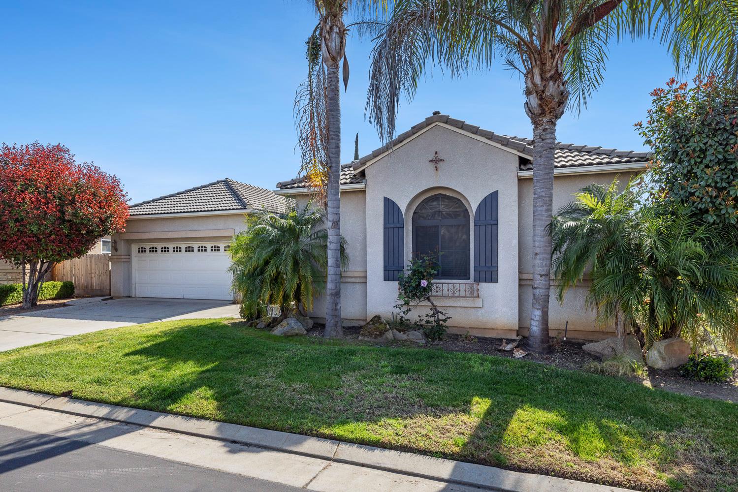 9680 N Willey Ct, Fresno, CA 93720