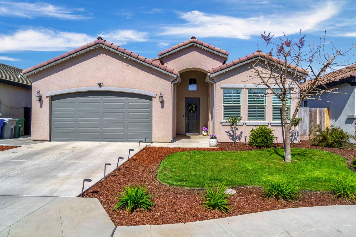 635 St Julien Dr, Madera, CA 93637