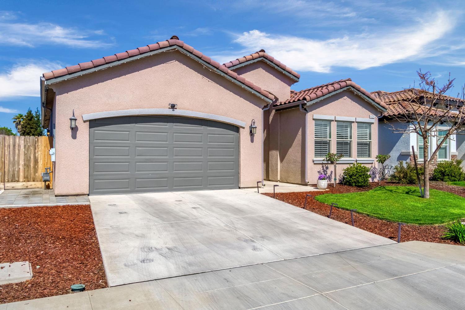 635 St Julien Dr, Madera, CA 93637