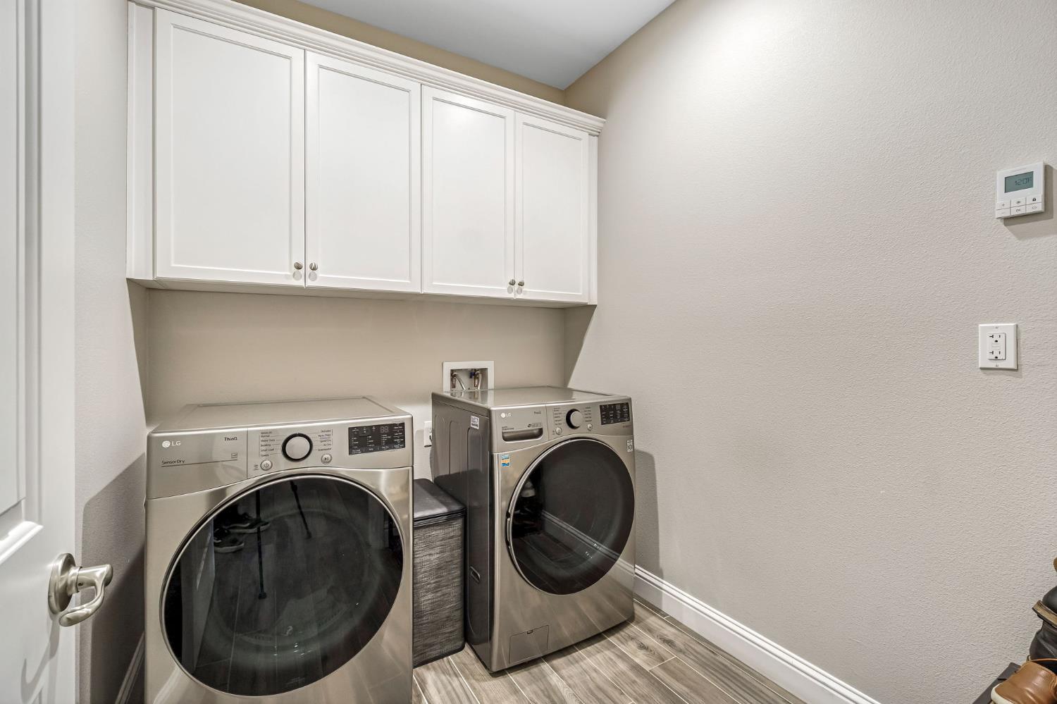 635 St Julien Dr, Madera, CA 93637