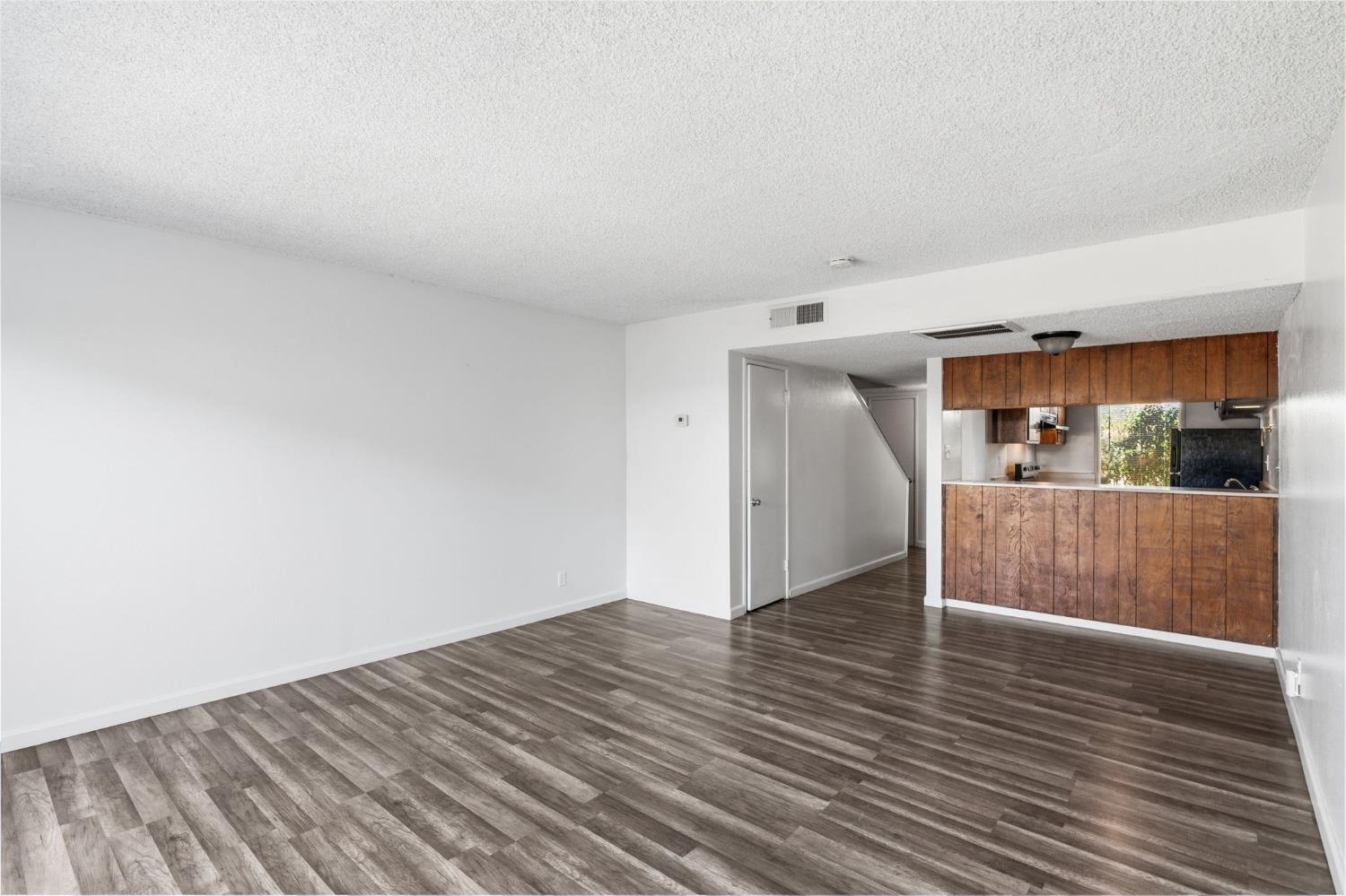 175 S 19Th Ave, Lemoore, CA 93245