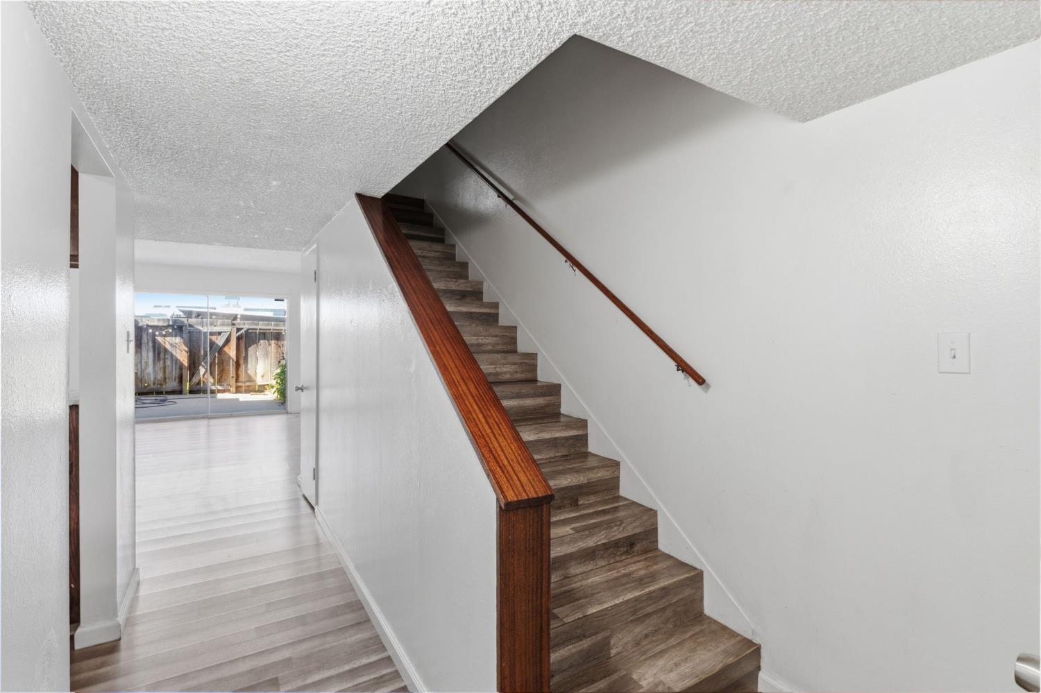 175 S 19Th Ave, Lemoore, CA 93245