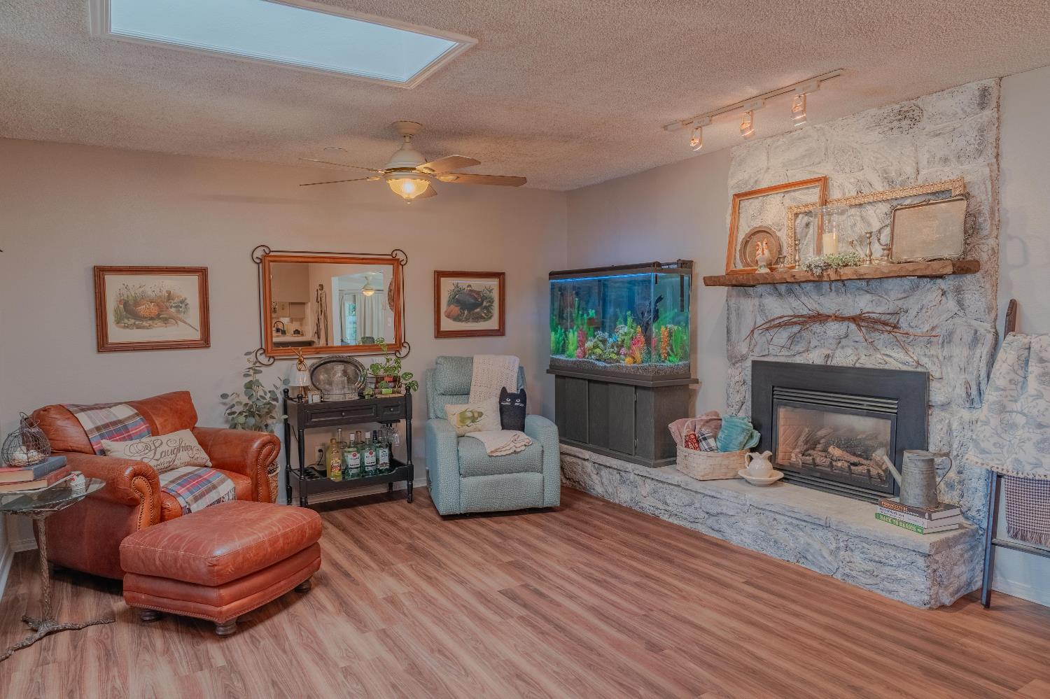 915 S Strathmore Ave #N, Lindsay, CA 93274