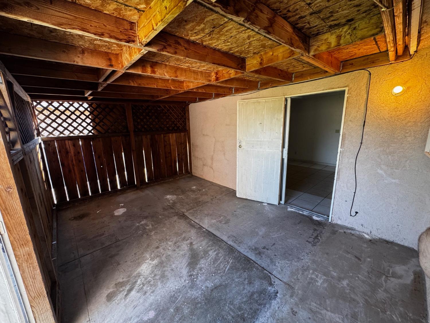 3058 W Bellaire Way, Fresno, CA 93722