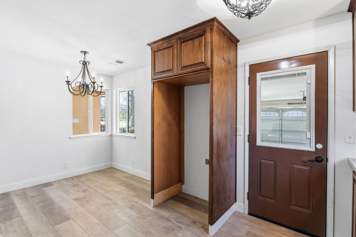 1542 N Lemoore Ave, Lemoore, CA 93245