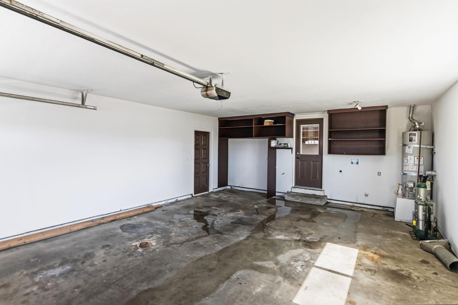 1542 N Lemoore Ave, Lemoore, CA 93245