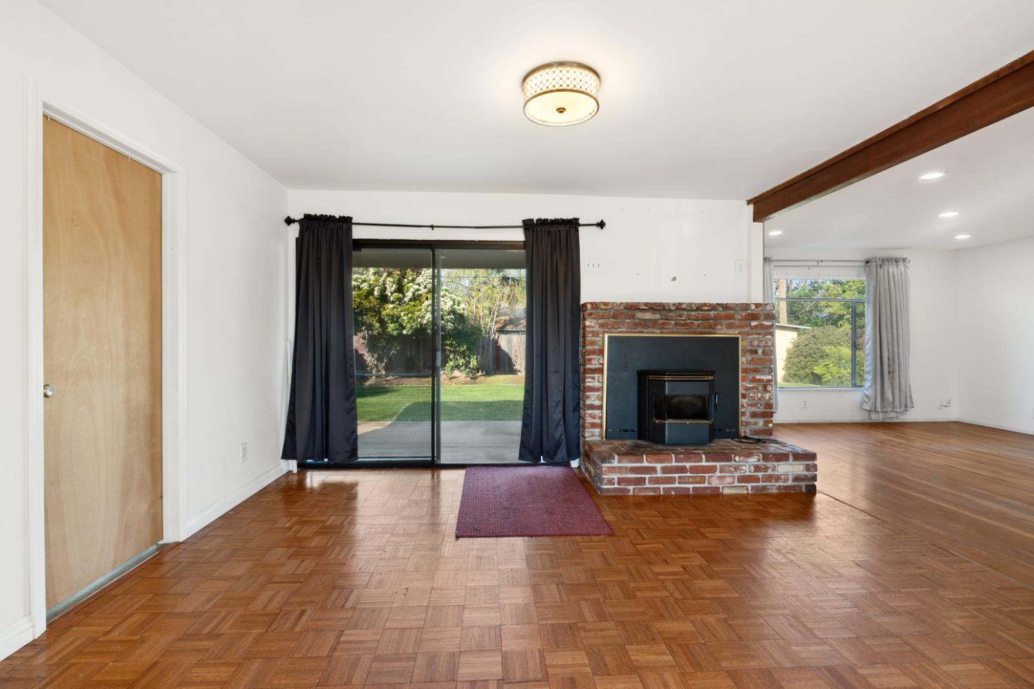 4741 N Orchard St, Fresno, CA 93726