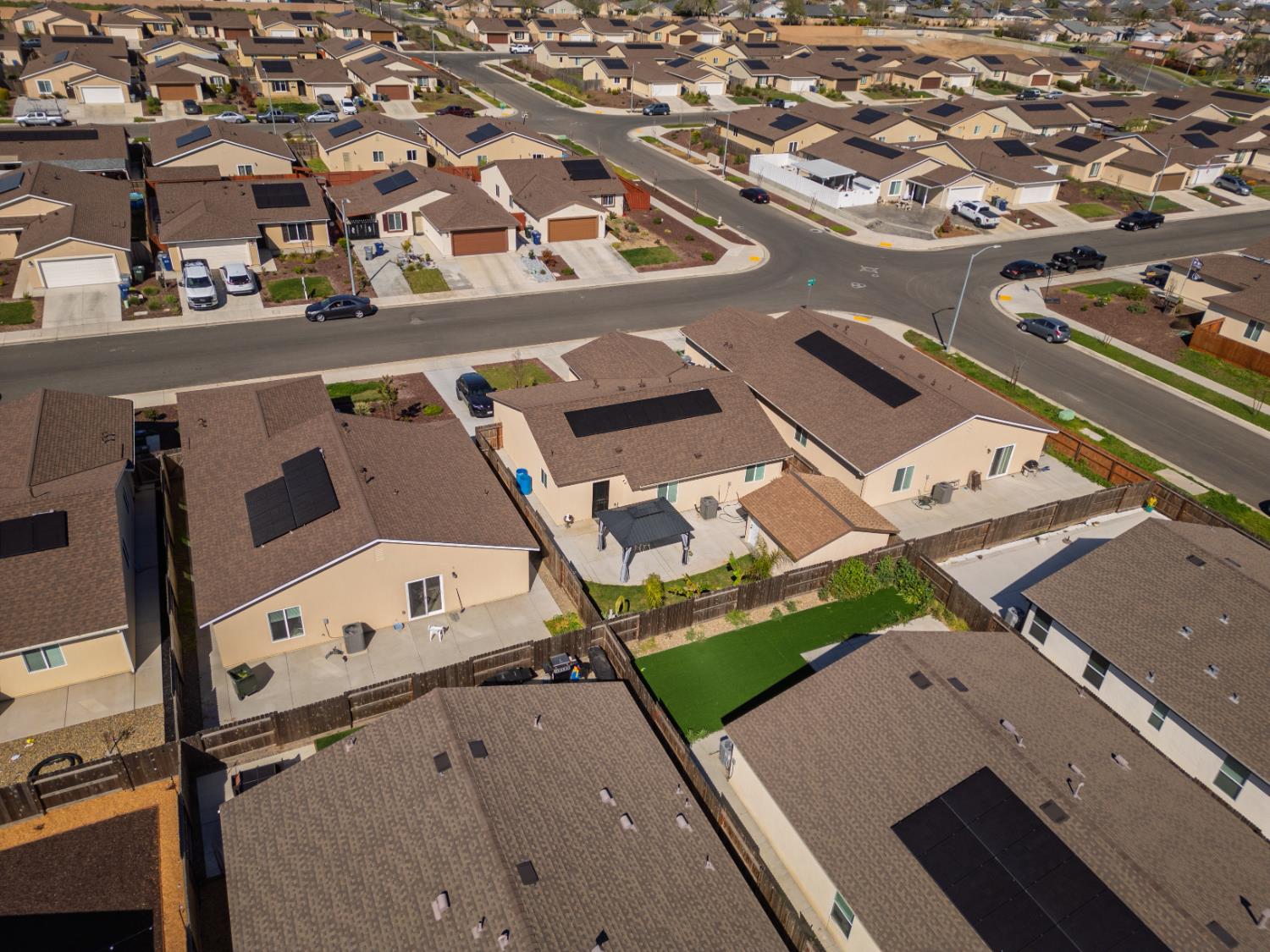 714 Dean Ct, Merced, CA 95341