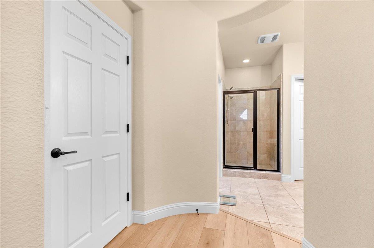 2481 S Via Versilia Dr, Fresno, CA 93727