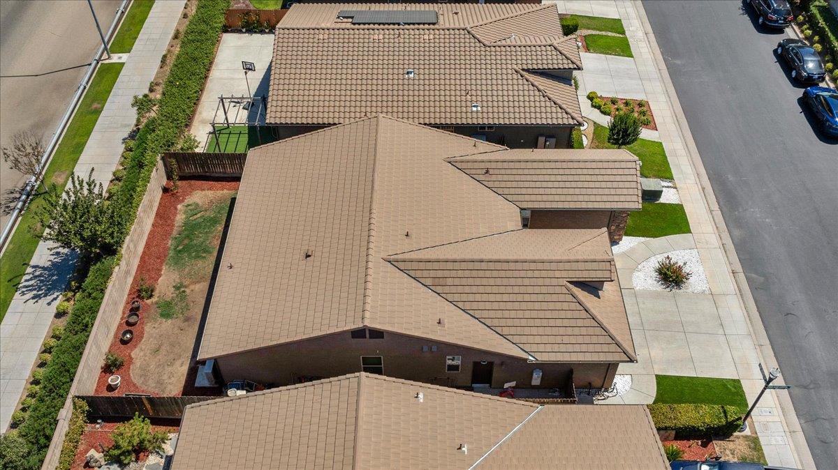 2481 S Via Versilia Dr, Fresno, CA 93727