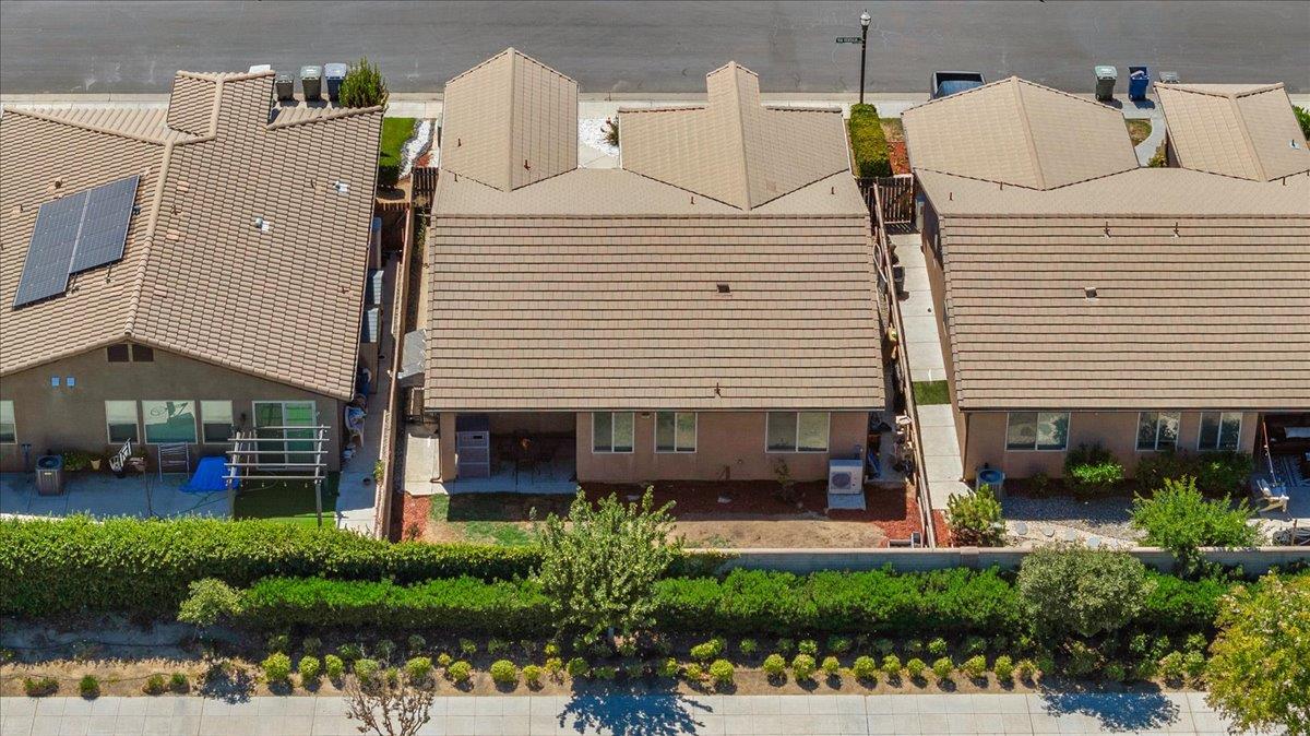 2481 S Via Versilia Dr, Fresno, CA 93727