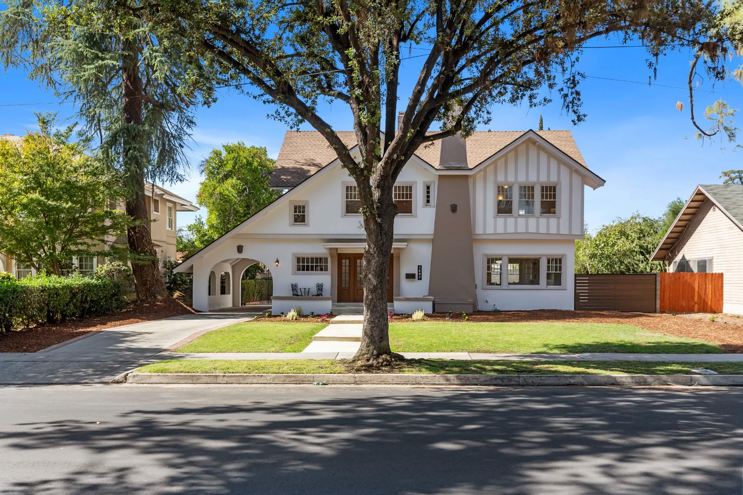 1487 N Echo Ave, Fresno, CA 93728