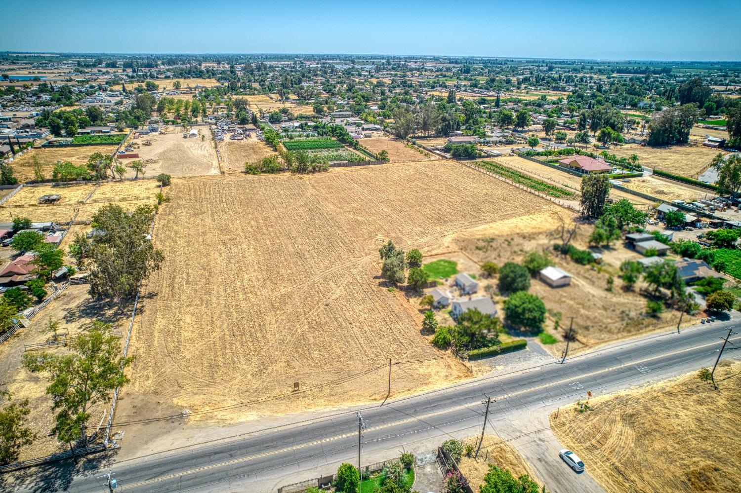 0 0 McKinley, Fresno, CA 93722