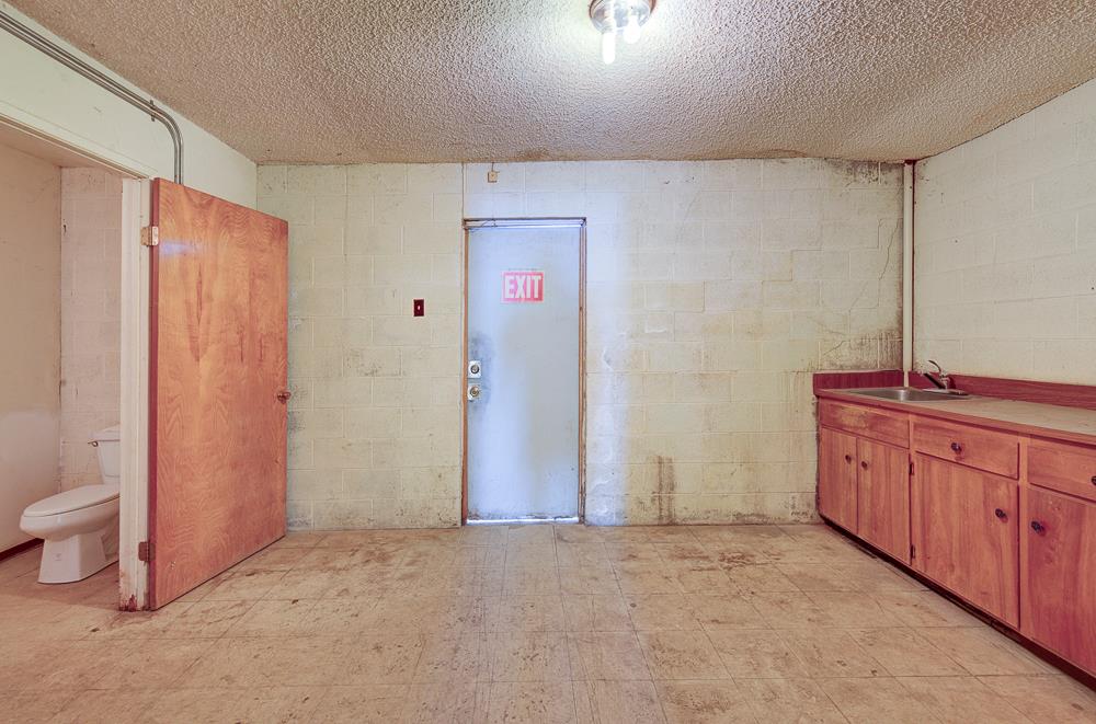 10441 Avenue 416, Sultana, CA 93666