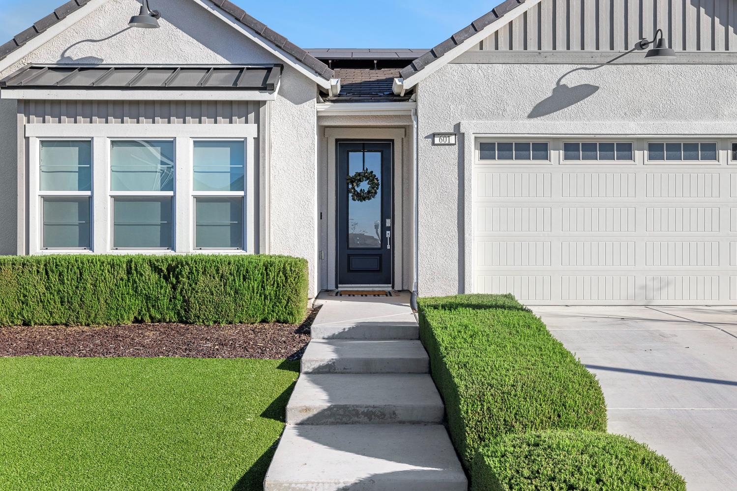 601 Wishon Ave W, Madera, CA 93636