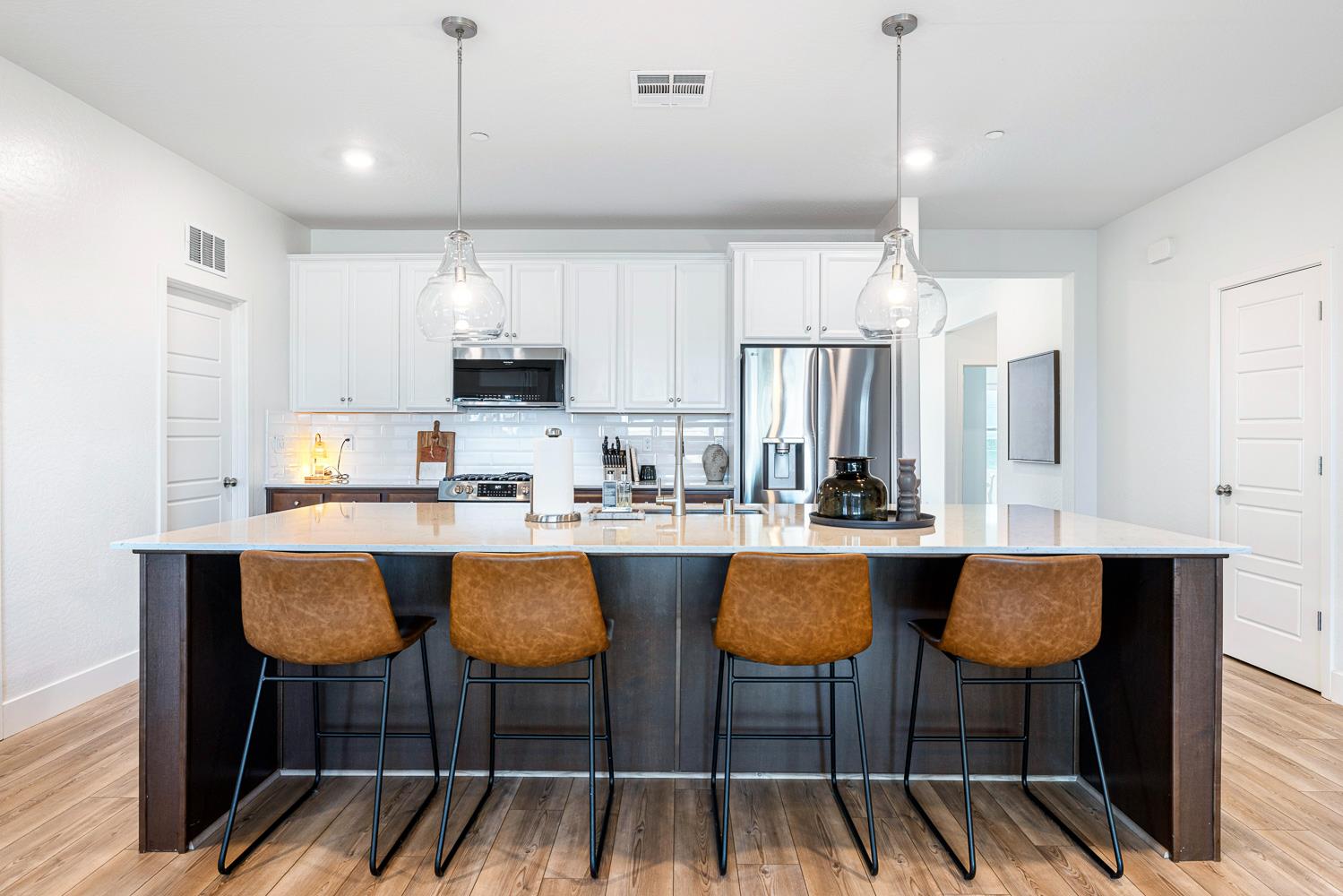 601 Wishon Ave W, Madera, CA 93636