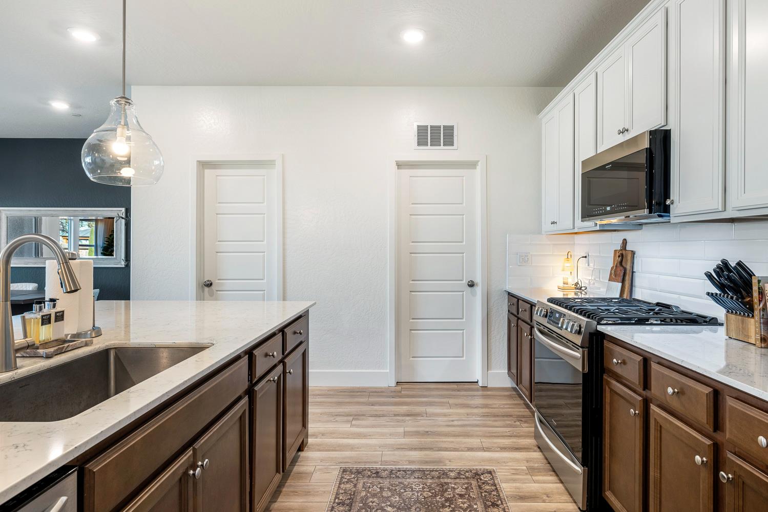 601 Wishon Ave W, Madera, CA 93636