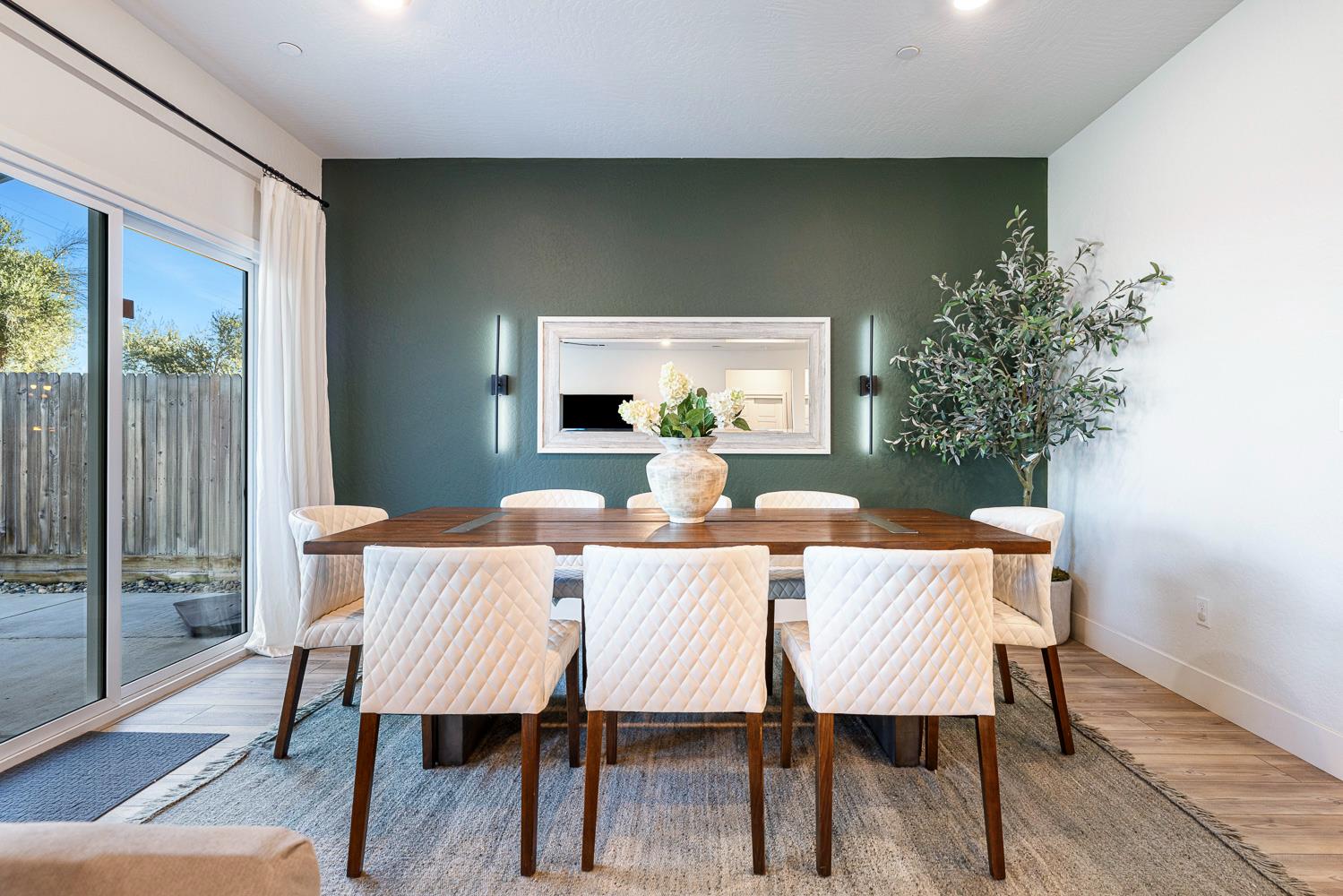 601 Wishon Ave W, Madera, CA 93636