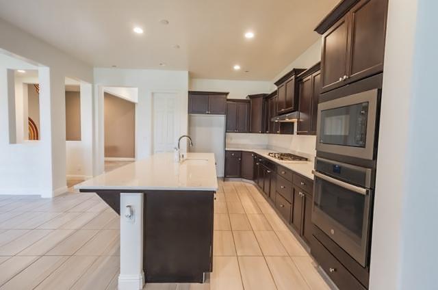 2051 Sierra Ave, Clovis, CA 93611