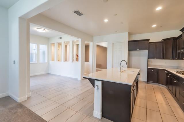 2051 Sierra Ave, Clovis, CA 93611