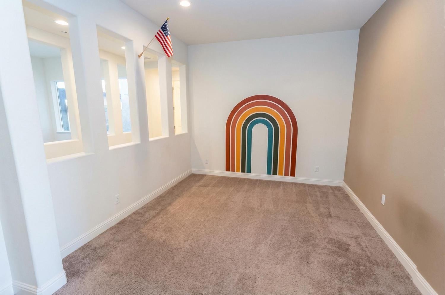 2051 Sierra Ave, Clovis, CA 93611