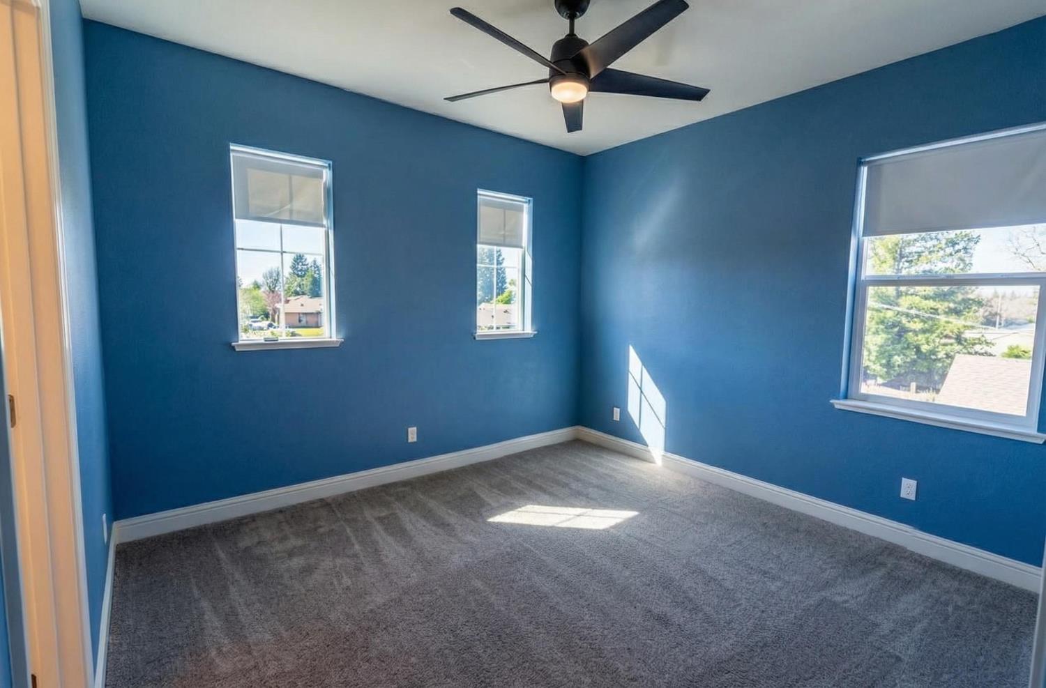 2051 Sierra Ave, Clovis, CA 93611