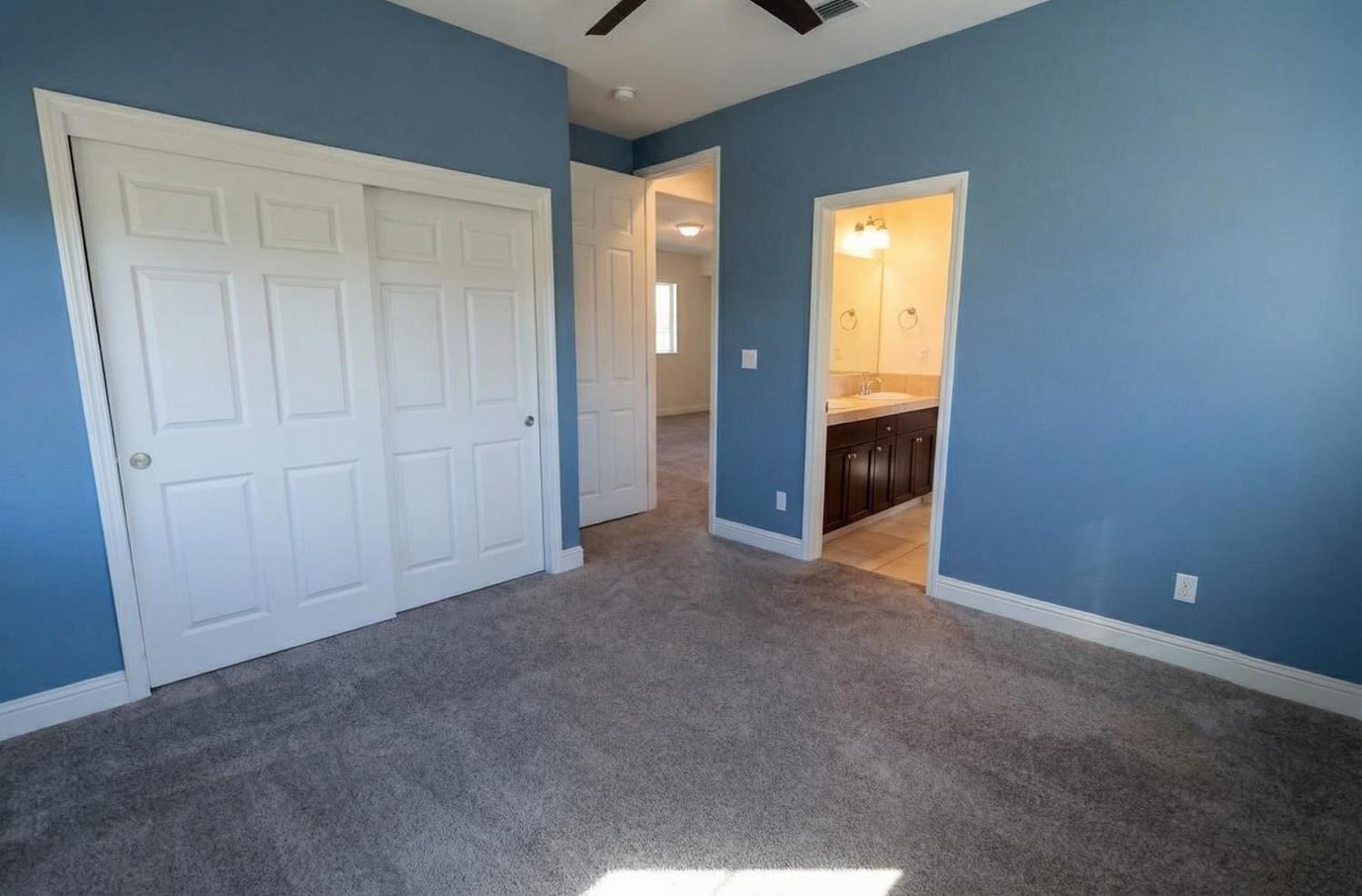 2051 Sierra Ave, Clovis, CA 93611