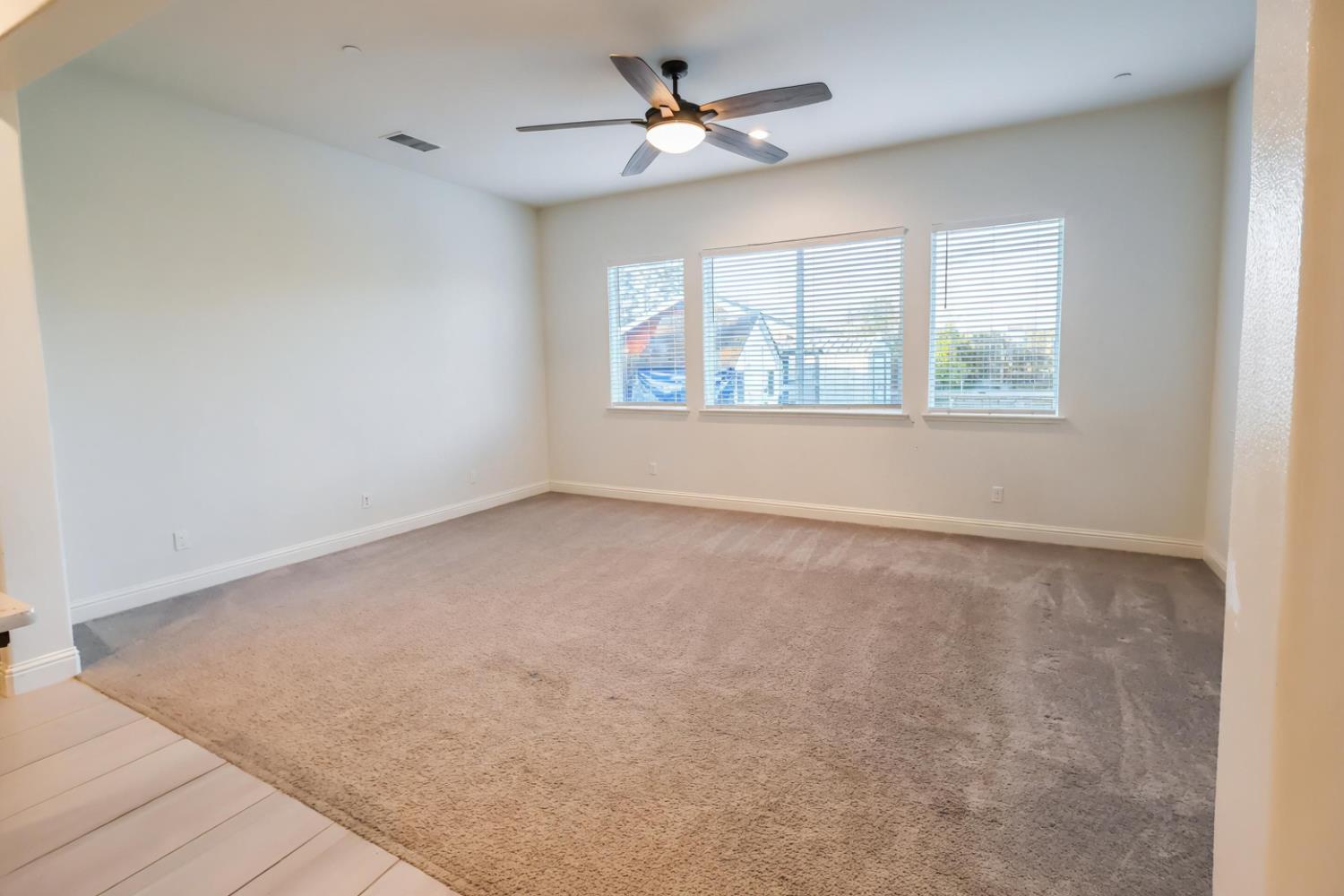 2051 Sierra Ave, Clovis, CA 93611