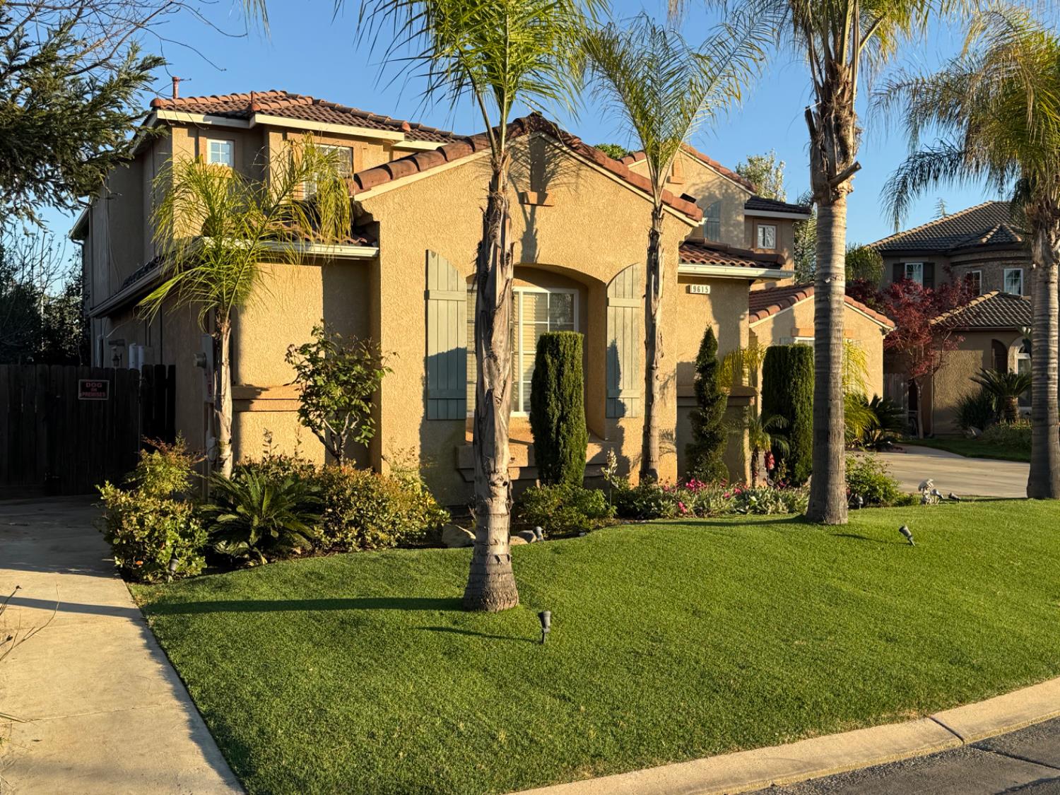 9615 N Willey Ct, Fresno, CA 93720