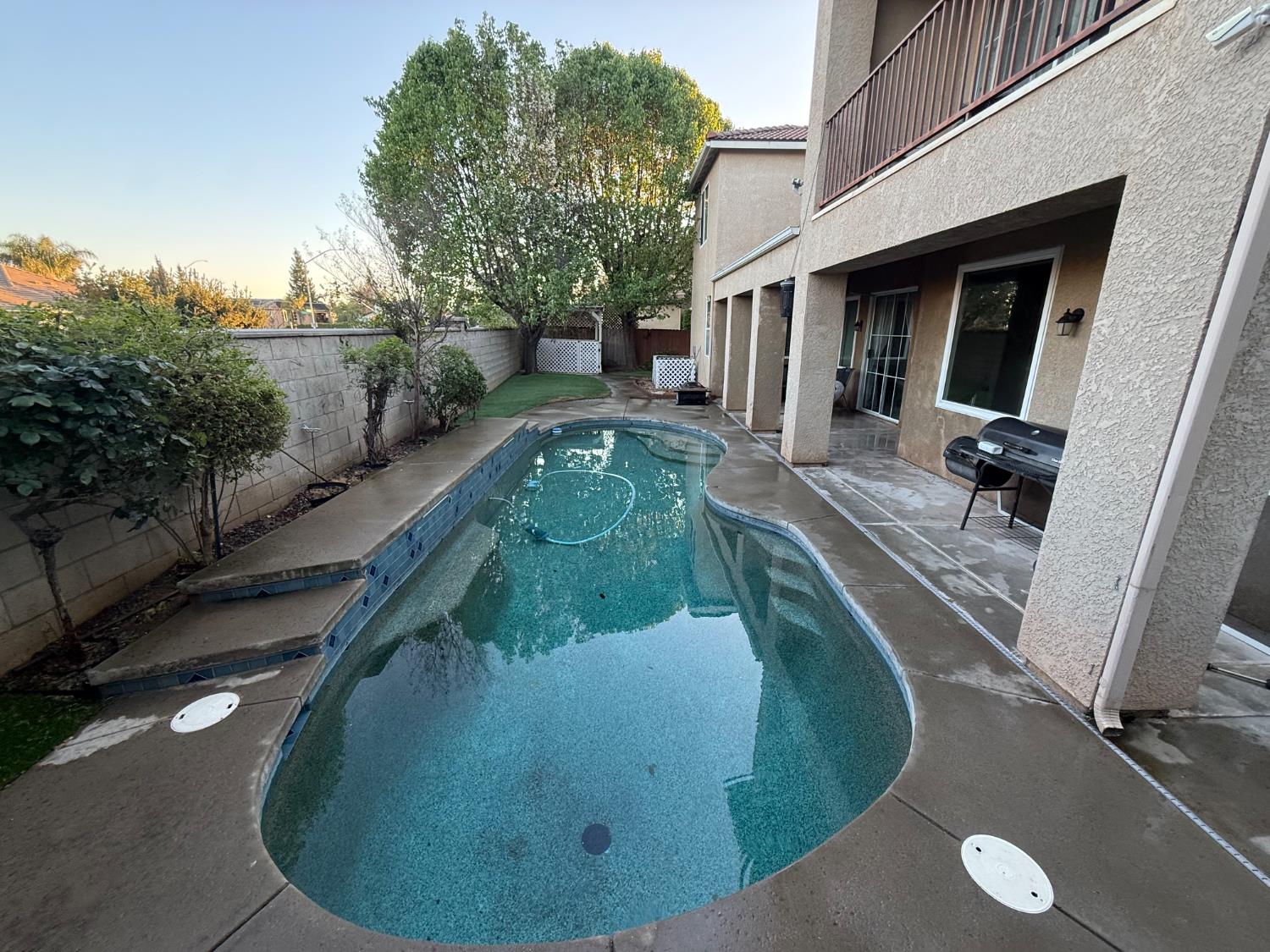 9615 N Willey Ct, Fresno, CA 93720