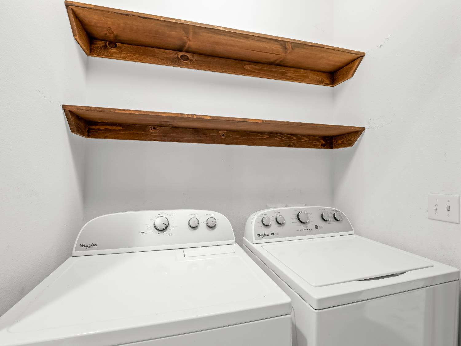 337 Ramona St, Orange Cove, CA 93646