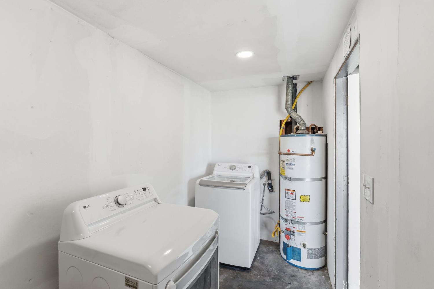 36 Santa Ana Ave, Clovis, CA 93612