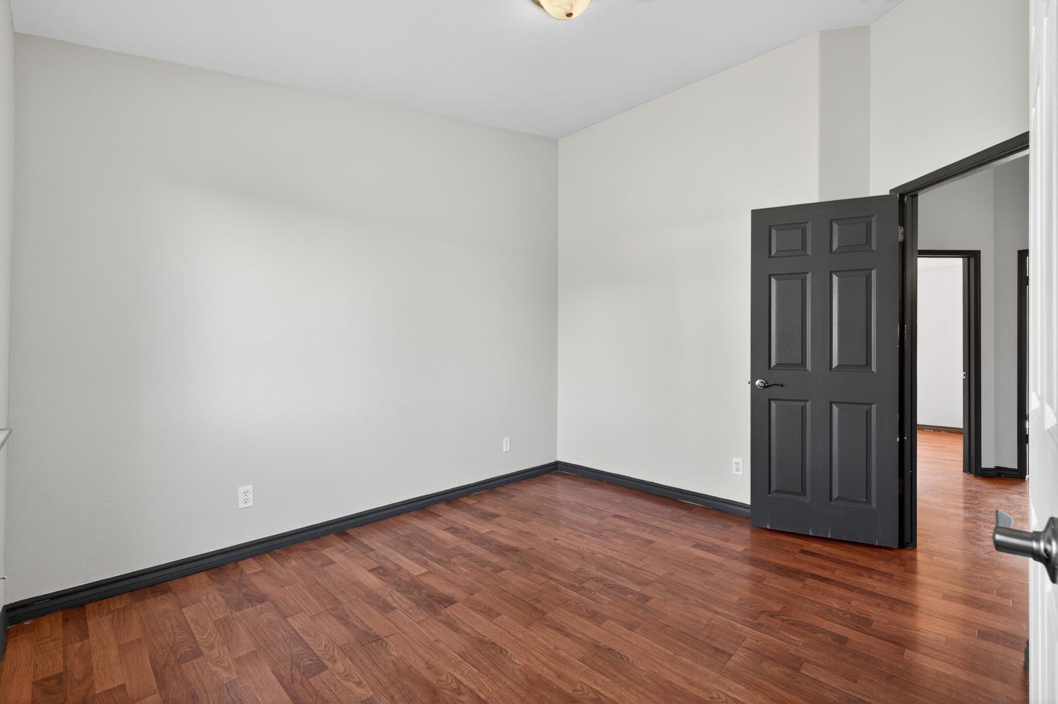 5427 N State St, Fresno, CA 93722