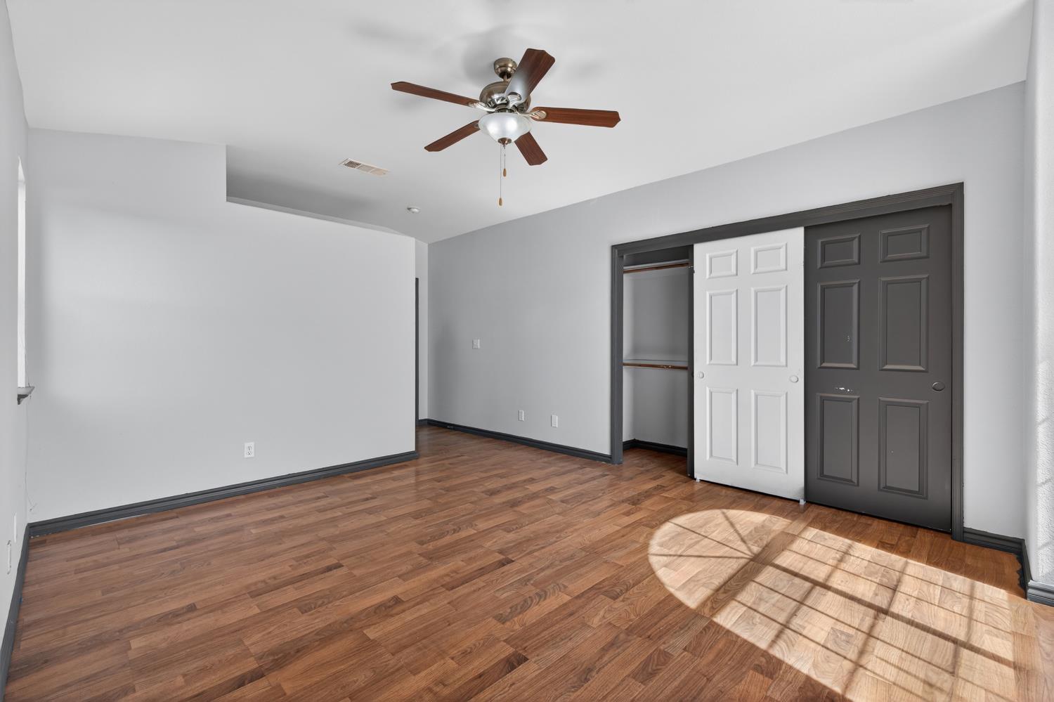 5427 N State St, Fresno, CA 93722