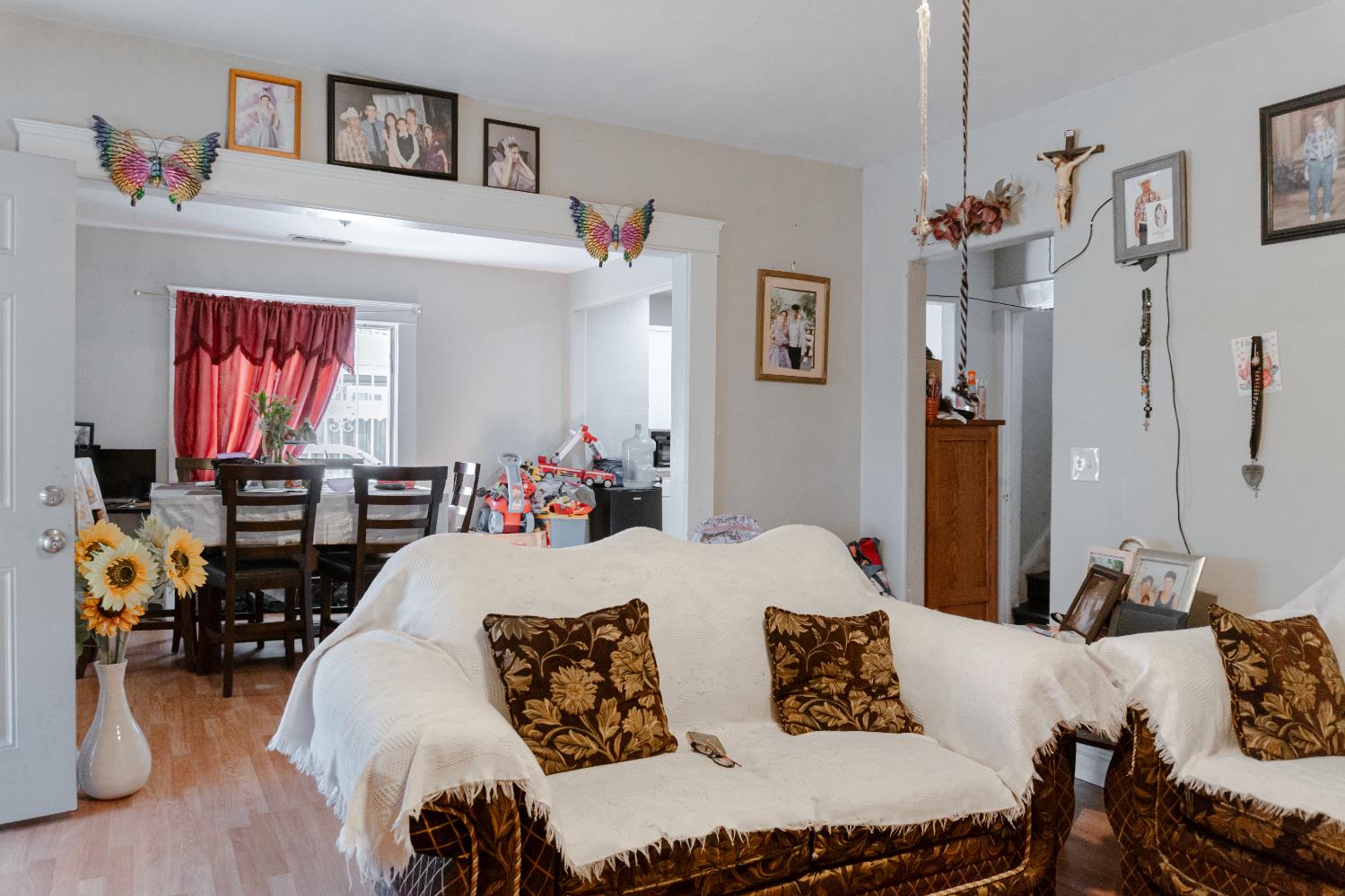 4585 E Balch Ave, Fresno, CA 93702