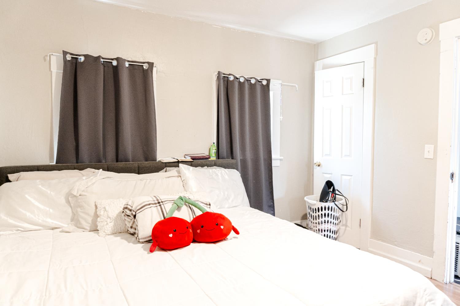 4585 E Balch Ave, Fresno, CA 93702