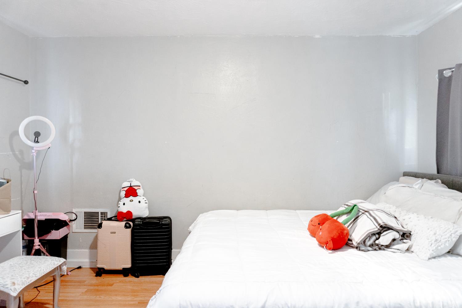 4585 E Balch Ave, Fresno, CA 93702