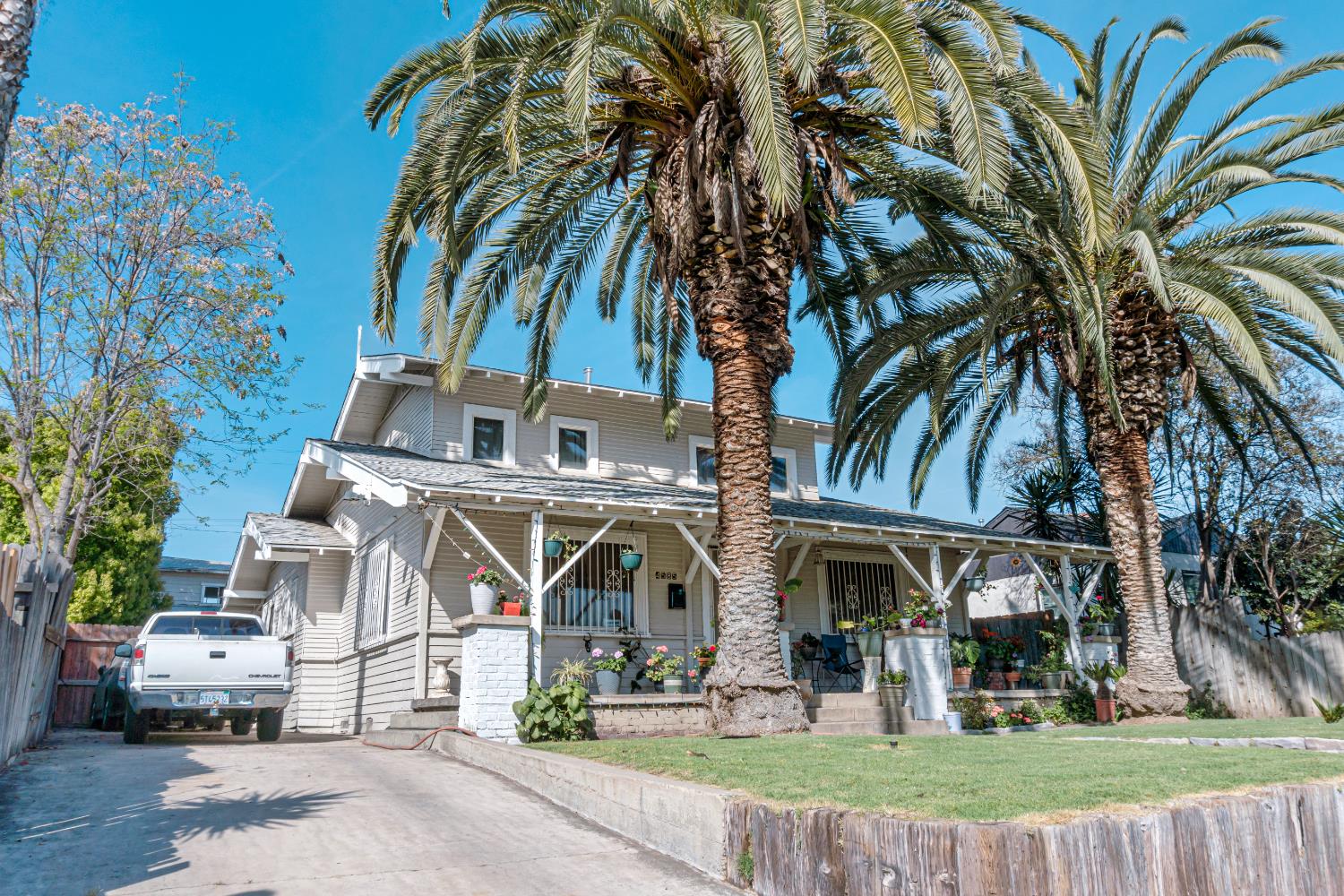 4585 E Balch Ave, Fresno, CA 93702