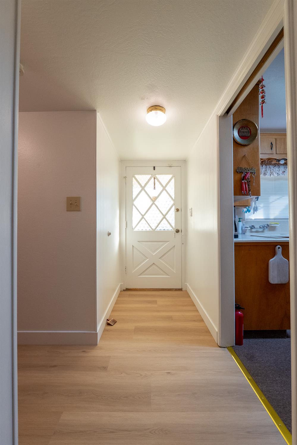 3263 E Rialto Ave, Fresno, CA 93726