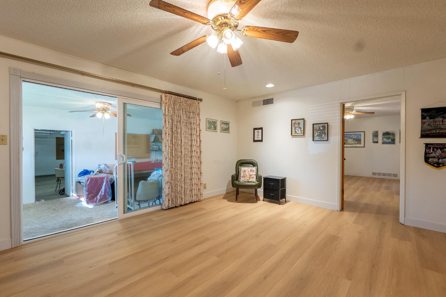 3263 E Rialto Ave, Fresno, CA 93726