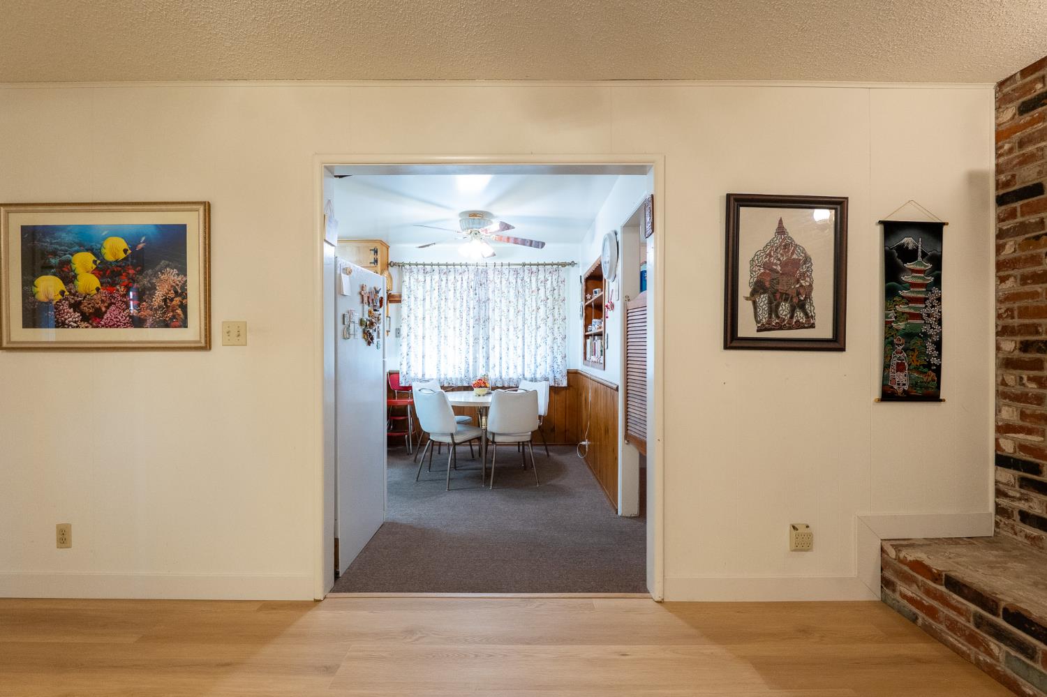 3263 E Rialto Ave, Fresno, CA 93726