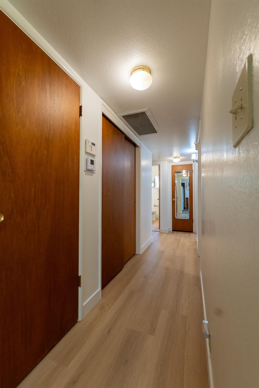 3263 E Rialto Ave, Fresno, CA 93726