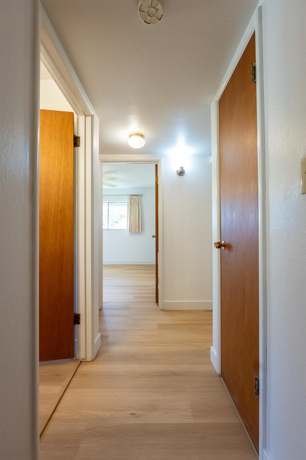 3263 E Rialto Ave, Fresno, CA 93726