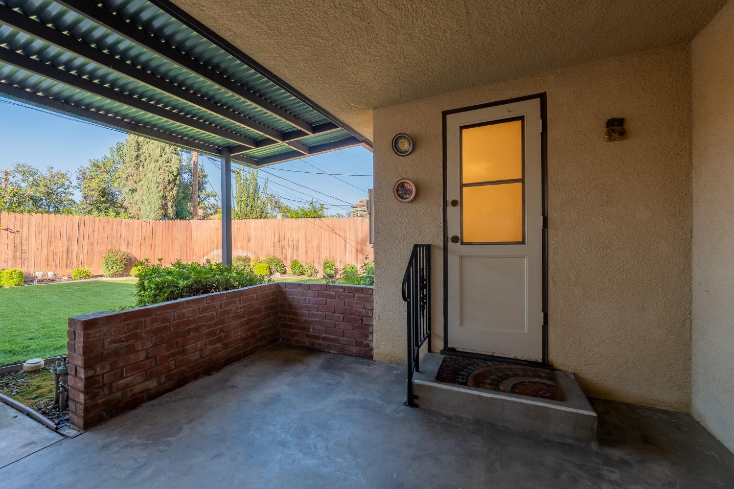 3263 E Rialto Ave, Fresno, CA 93726