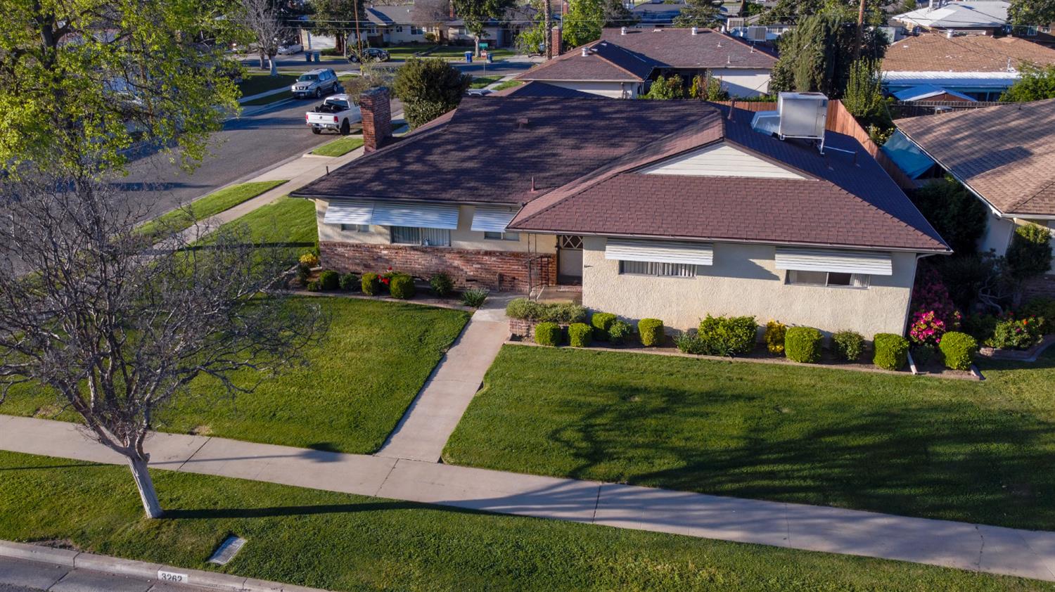 3263 E Rialto Ave, Fresno, CA 93726