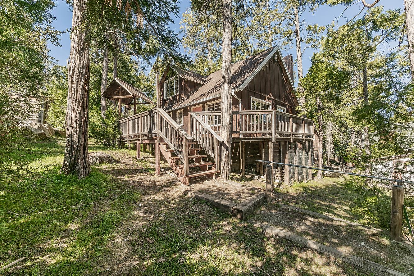 41604 Corlew Ln, Auberry, CA 93602