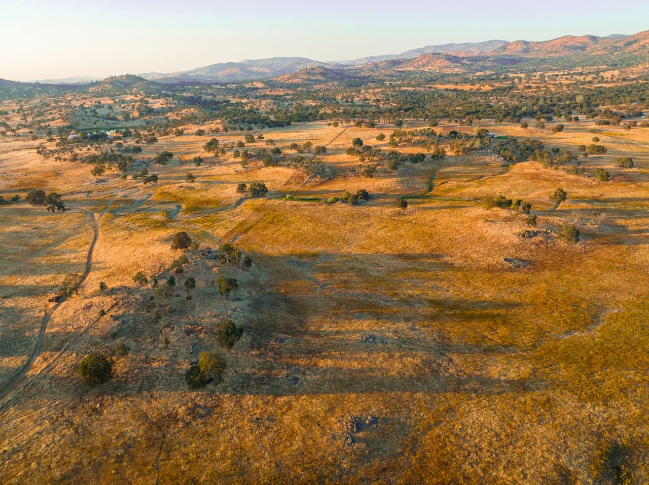 2553 Old Highway, Catheys Valley, CA 95306