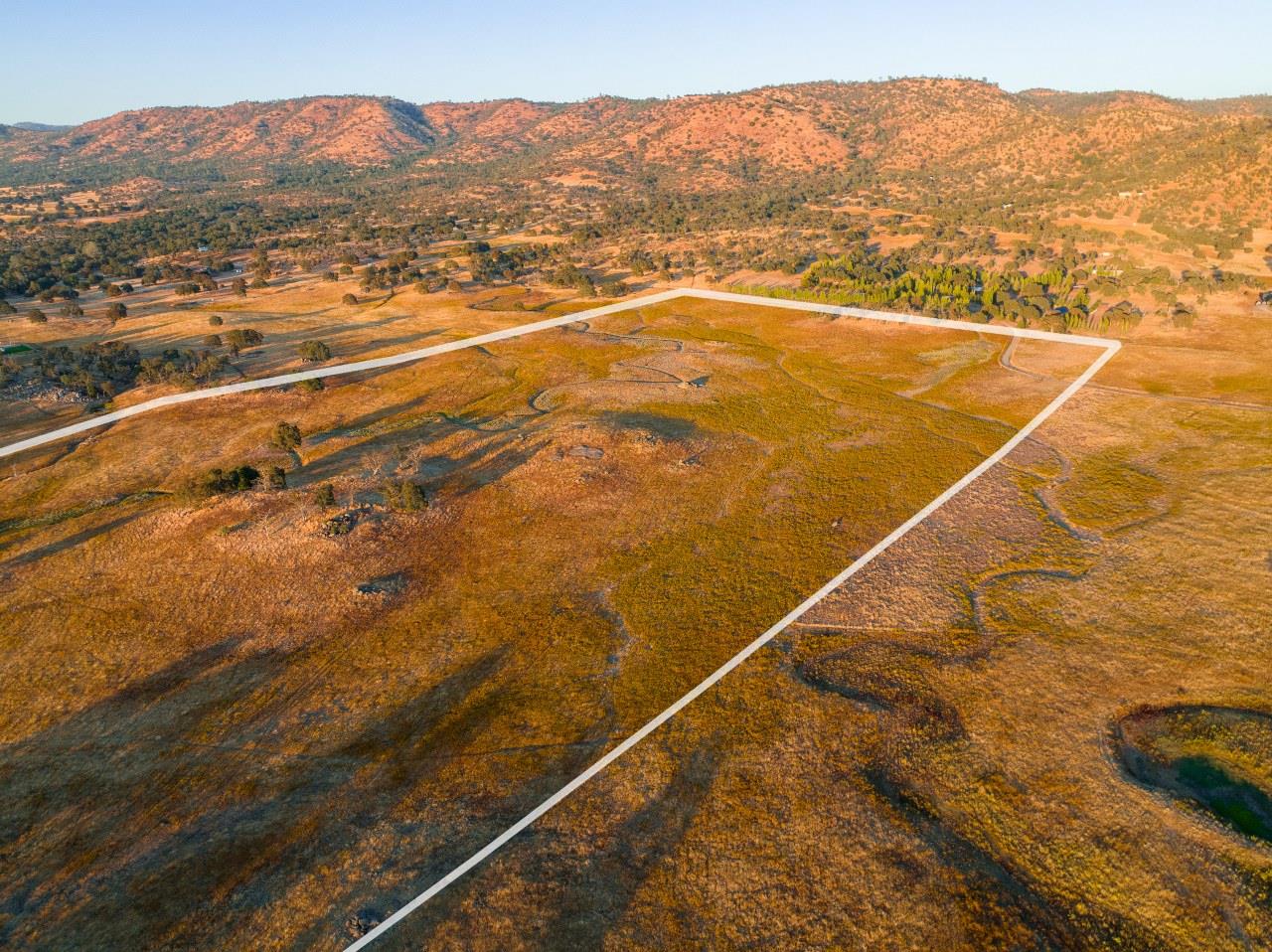 2553 Old Highway, Catheys Valley, CA 95306